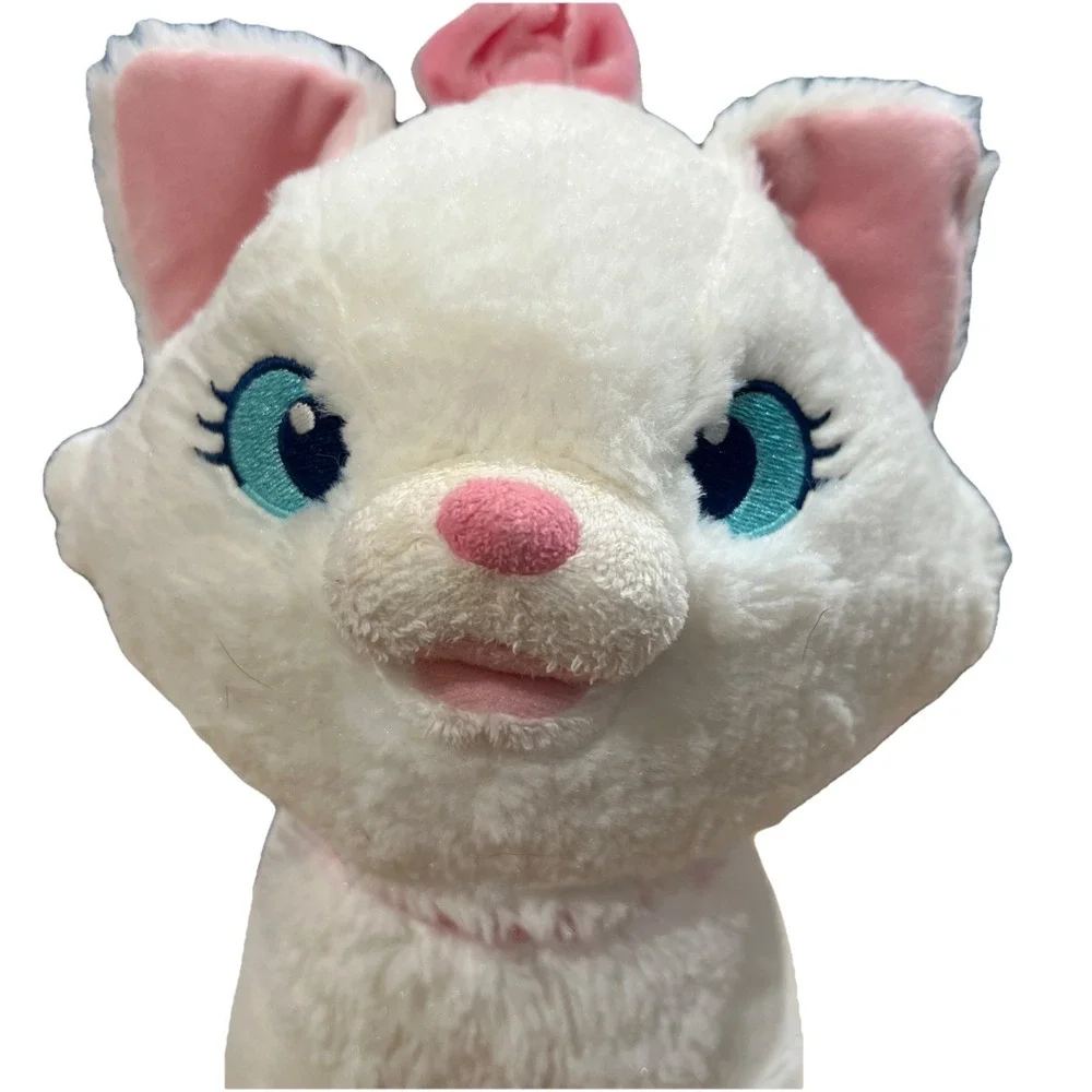 Disney Store MARIE 12
